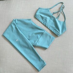 Alo Yoga High-Waist Airlift Legging and Airlift Intrigue Bra - Matching Set